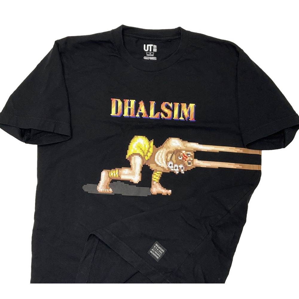 Uniqlo x Capcom‎ Shirt Street Fighter II DHALSIM Black Graphic Tee Crew Men Sz S